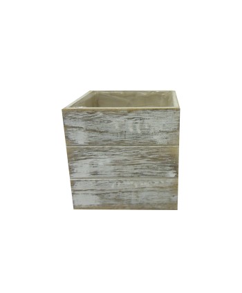 MACETA CUADRADA DE MADERA....